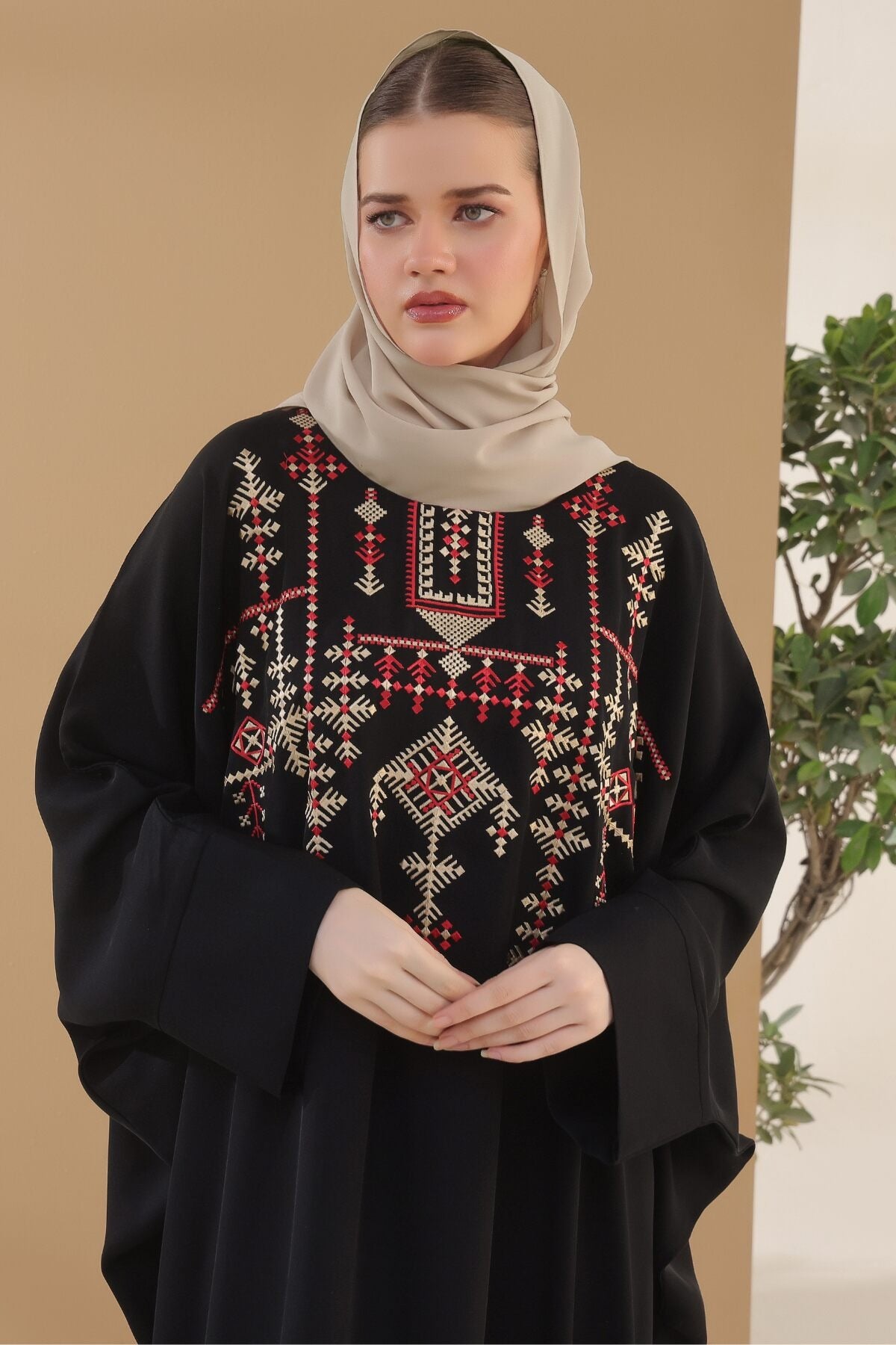 Black Tatreez Kaftan Abaya