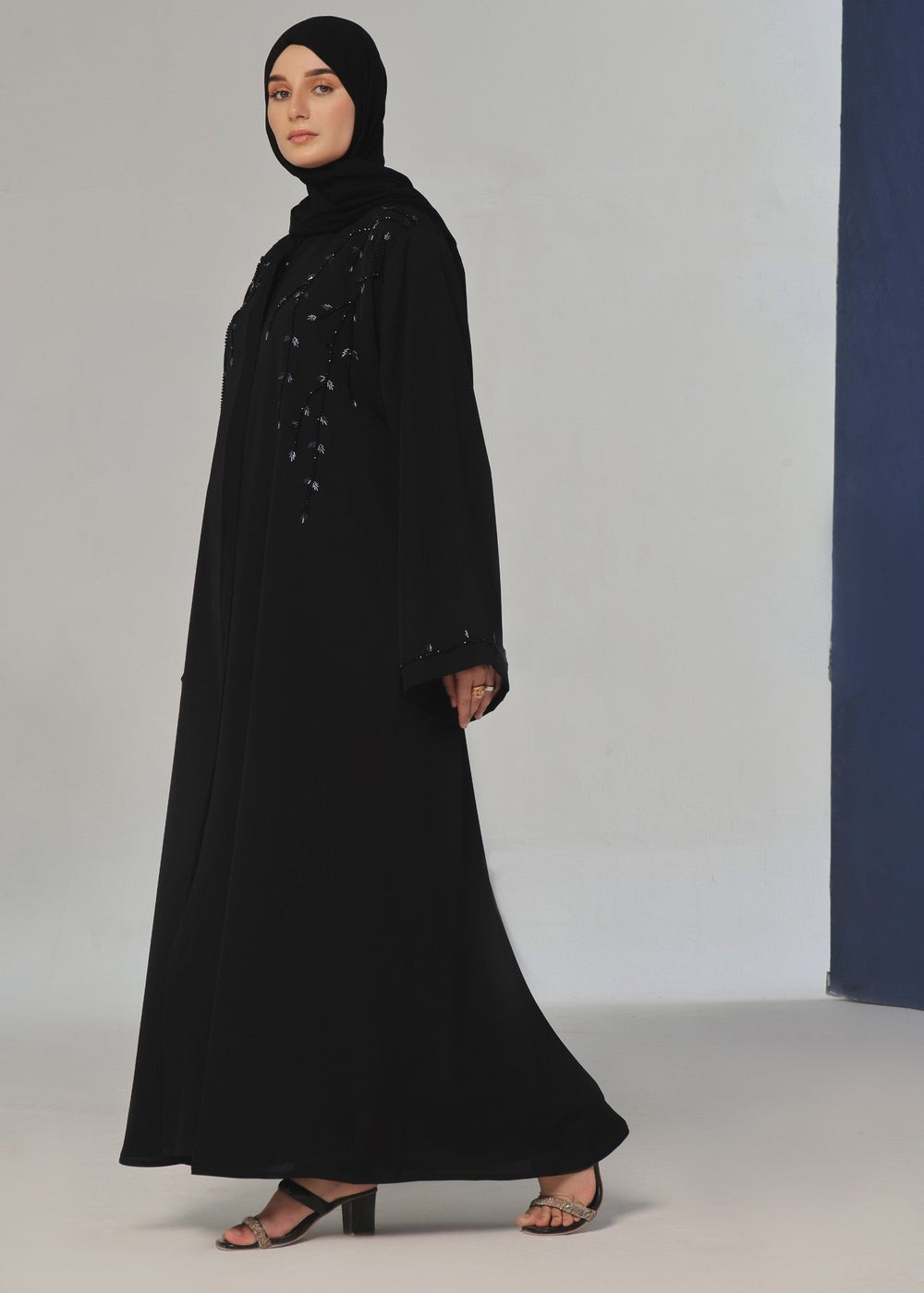 Ersheen Black Embellishment Abaya – Luxe Nidha Fabric
