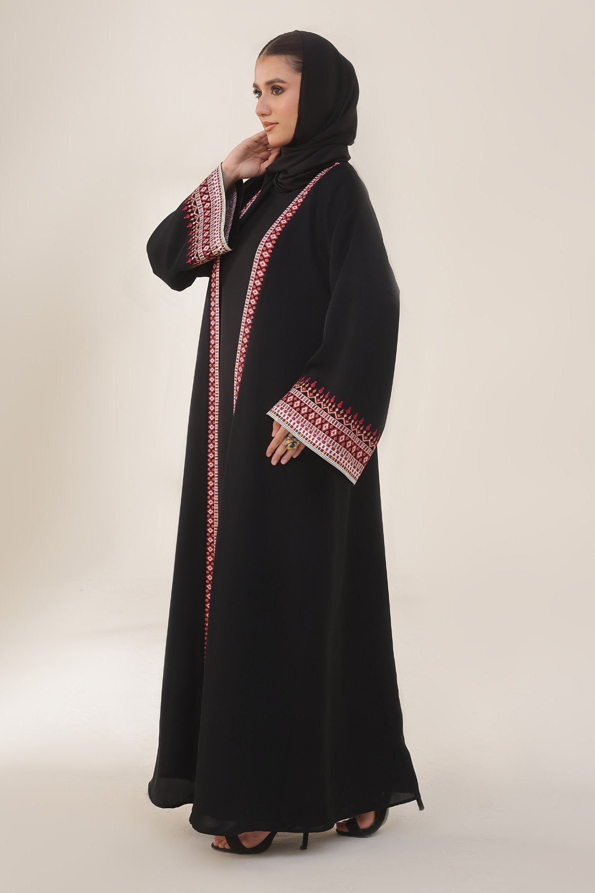 Noir Heritage Black Abaya